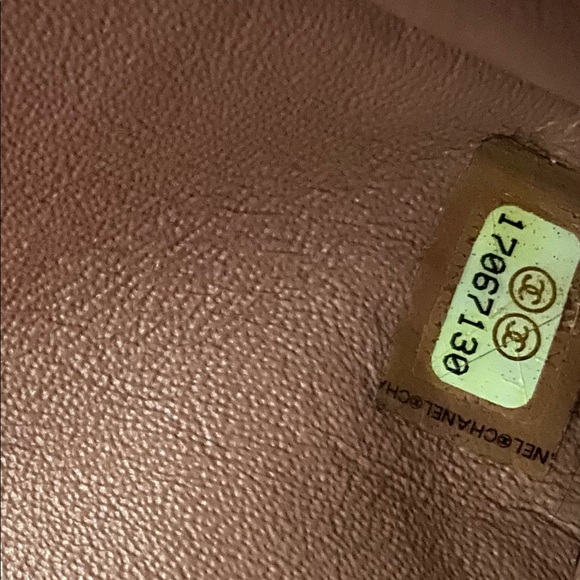 CHANEL Jumbo Classic Flap Patent Lambskin - Picture 15 of 16